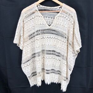 Cabi Womens Top Size Medium Cream Capri Crochet Top Oversized Sheer Boho V Beach